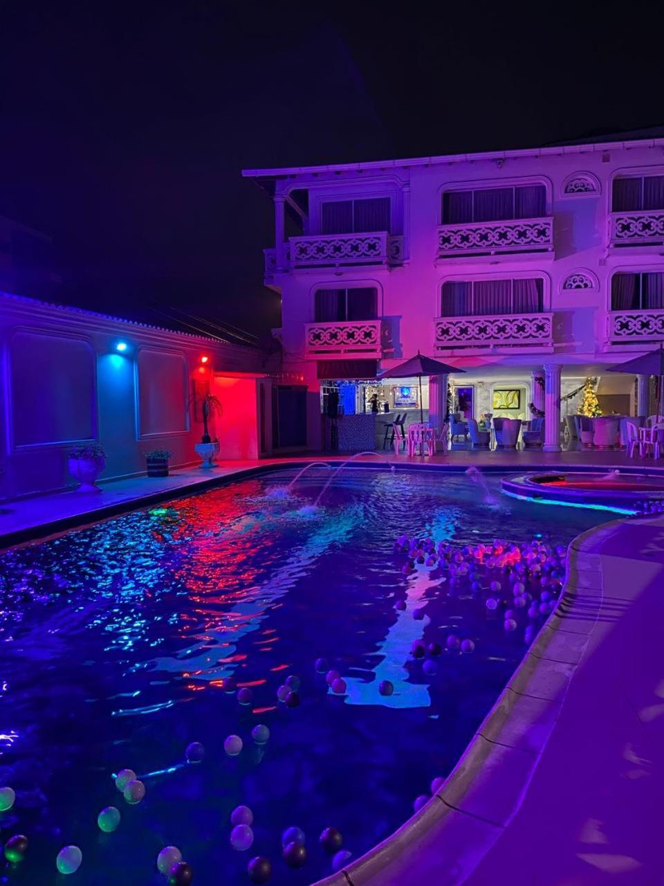 Juan De La Vega Hotel Ла Вега Екстериор снимка